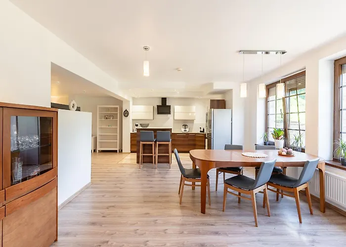 Nad Dzikim Potokiem كارباش